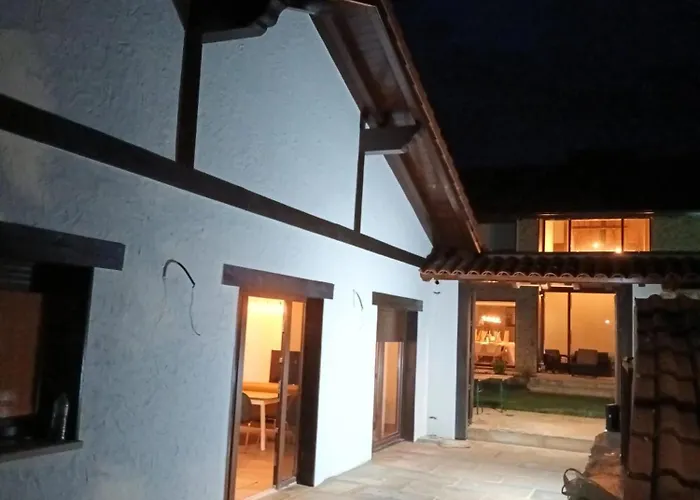 Mirador Del Hito I Y Ii *