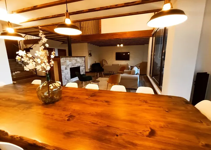 Mirador Del Hito I Y Ii *